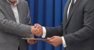 المستشار الثقافي العراقي يزور جامعة كاشان